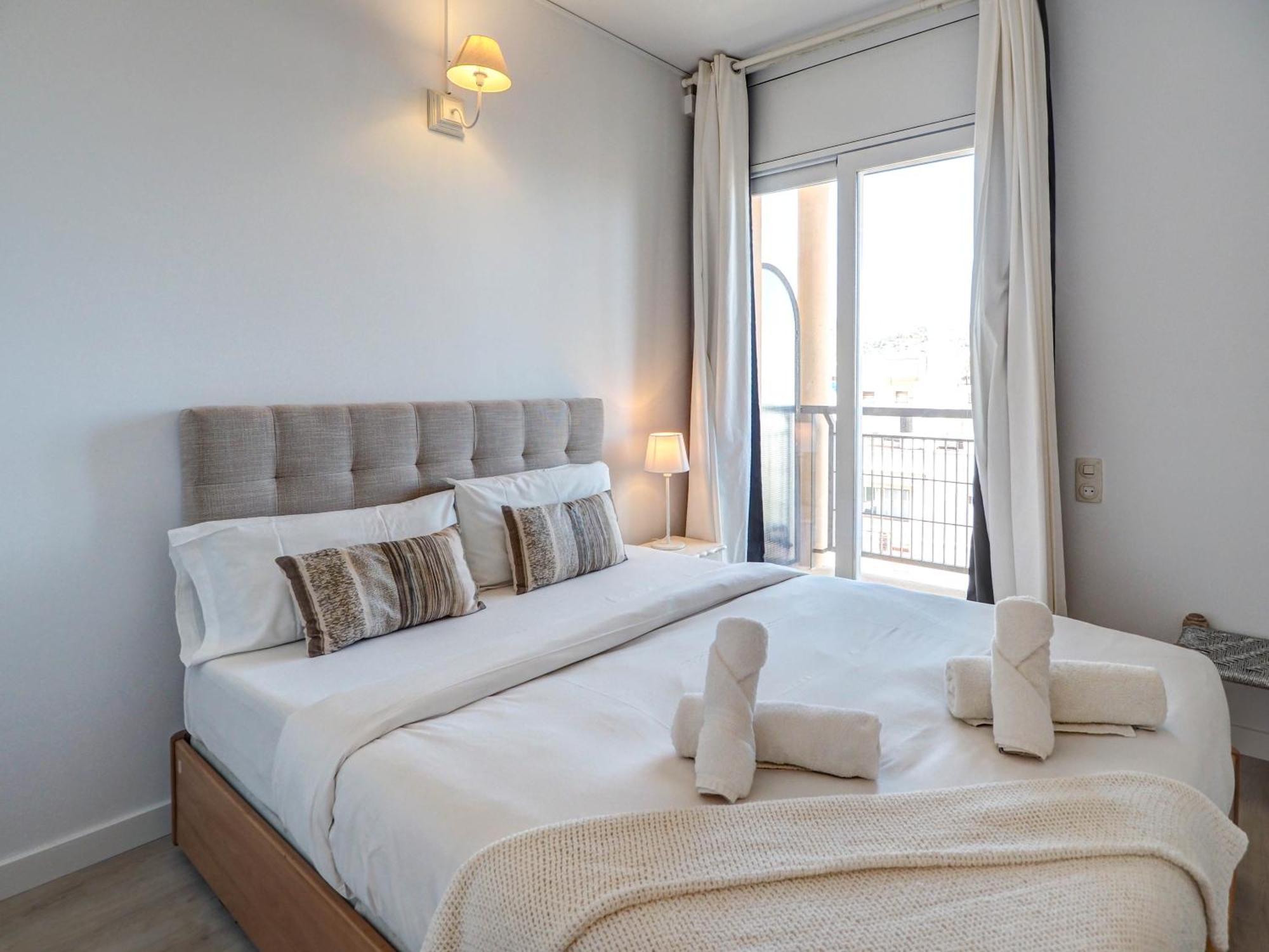 Clarimar Duplex By Hello Homes 锡切斯 外观 照片