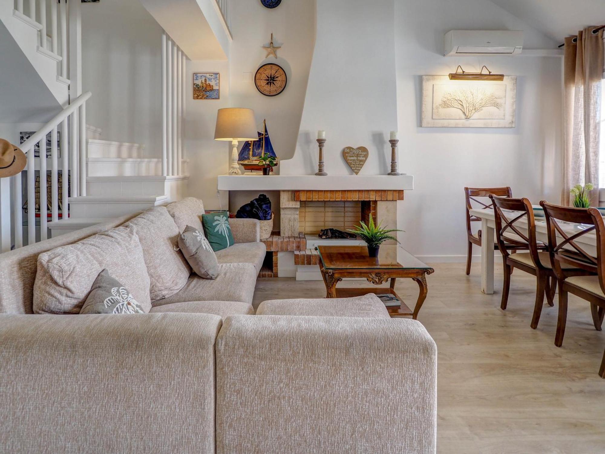 Clarimar Duplex By Hello Homes 锡切斯 外观 照片